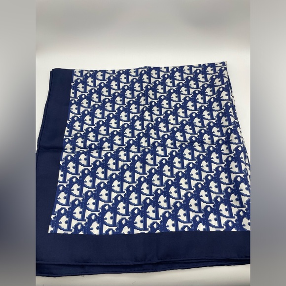 Christian Dior Scarf - Picture 3 of 5